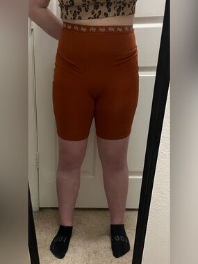 Fabletics YITTY Biker Shorts — Burnt Orange